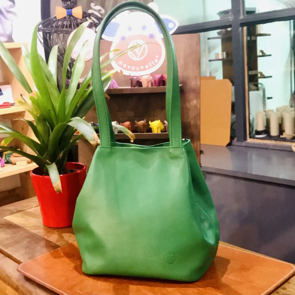 Sac porté épaule en cuir vert Faugier France