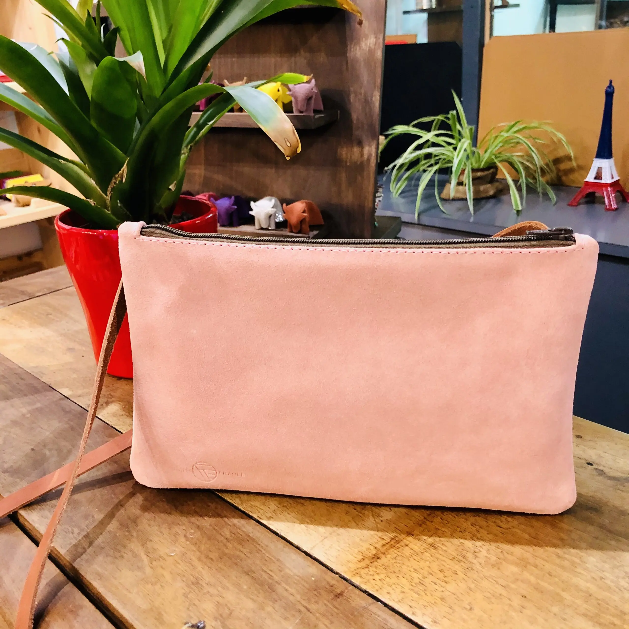 pochette en cuir rose Faugier France