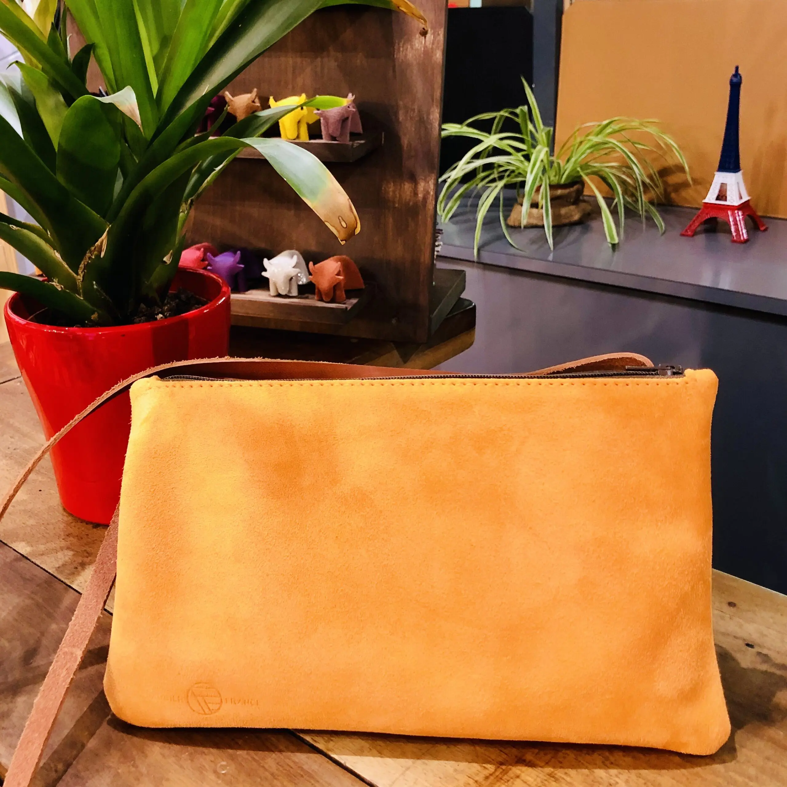 pochette en cuir orange Faugier France